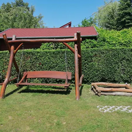 7 Férőhelyes Ház Balatonfenyvesen A Tótól 15 M-re Saját Stéggel és Csónakkal Hébergement de vacances