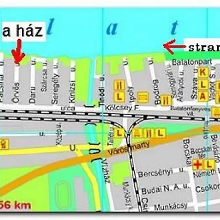 Hébergement de vacances 7 Férőhelyes Ház Balatonfenyvesen A Tótól 15 M-re Saját Stéggel és Csónakkal